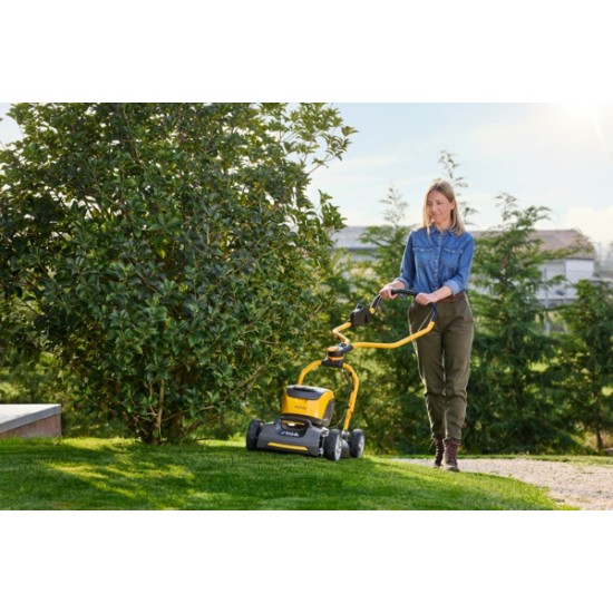 Stiga Multiclip 547E KIT akkuruohonleikkuri 48V-4Ah